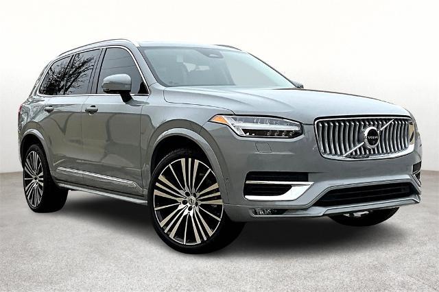 2025 Volvo XC90 Vehicle Photo in Houston, TX 77007