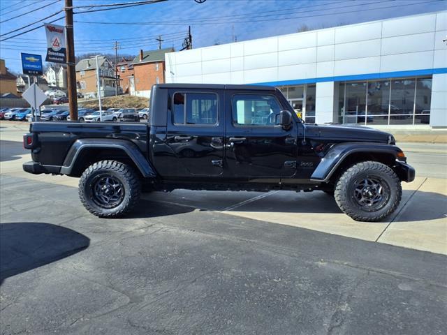 2021 Jeep Gladiator Vehicle Photo in TARENTUM, PA 15084-1435