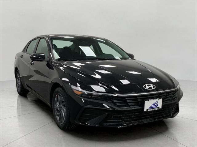 2025 Hyundai ELANTRA Hybrid Vehicle Photo in Appleton, WI 54913