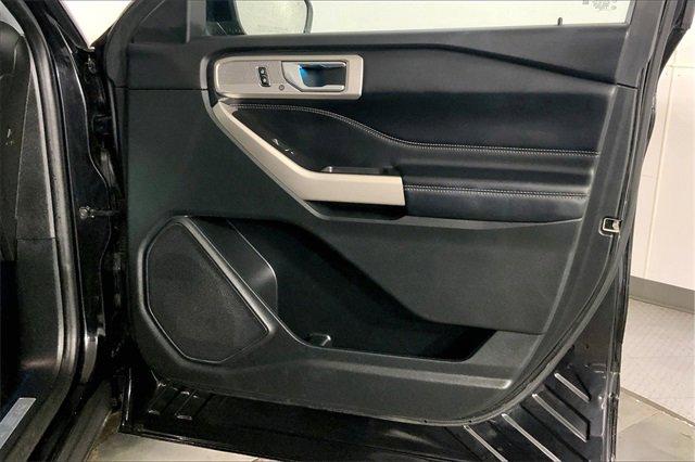 2023 Ford Explorer Vehicle Photo in KANSAS CITY, MO 64114-4502