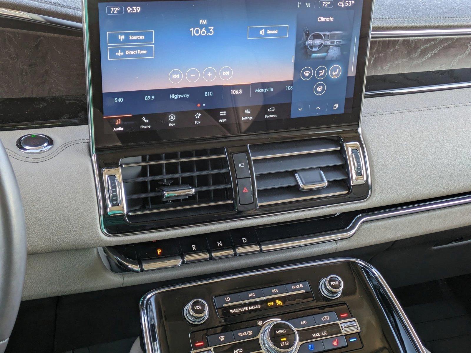 2022 Lincoln Navigator L Vehicle Photo in Rockville, MD 20852