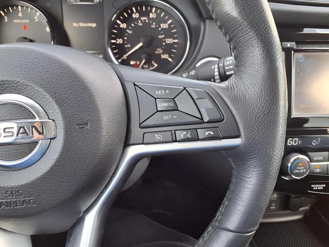 2017 Nissan Rogue Vehicle Photo in Oshkosh, WI 54904