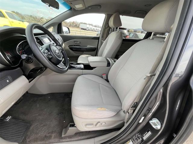 2016 Kia Sedona Vehicle Photo in ALCOA, TN 37701-3235