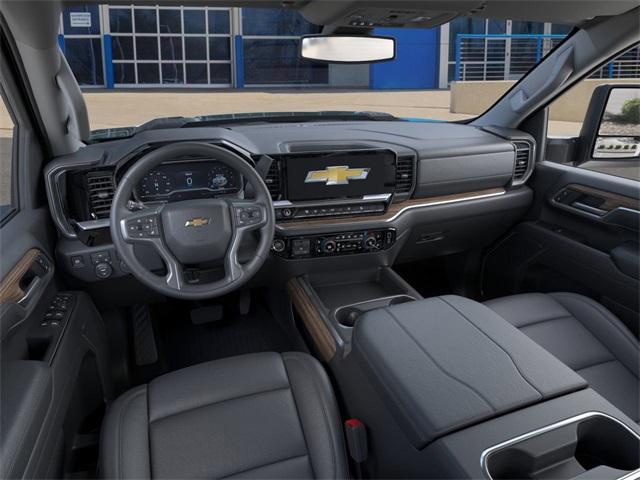2025 Chevrolet Silverado 2500 HD Vehicle Photo in ENGLEWOOD, CO 80113-6708