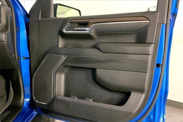 2024 Chevrolet Silverado 1500 Vehicle Photo in KANSAS CITY, MO 64114-4502