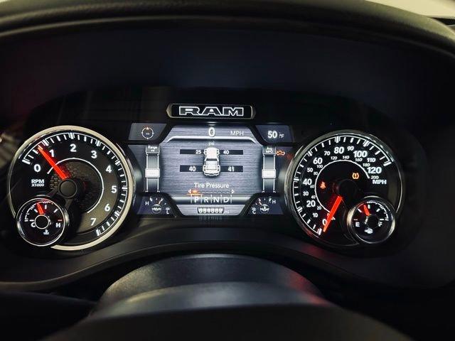 2021 Ram 1500 Vehicle Photo in MEDINA, OH 44256-9631