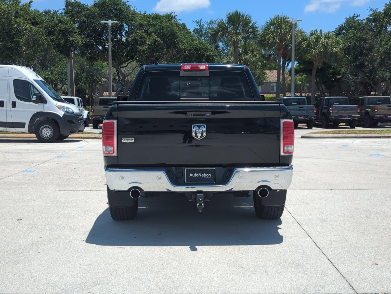 2019 Ram 1500 Classic Vehicle Photo in Pembroke Pines, FL 33027