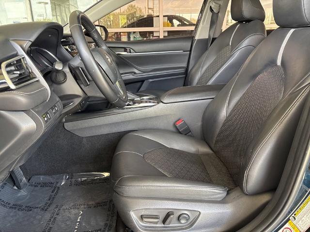 2018 Toyota Camry Vehicle Photo in MANHATTAN, KS 66502-5036