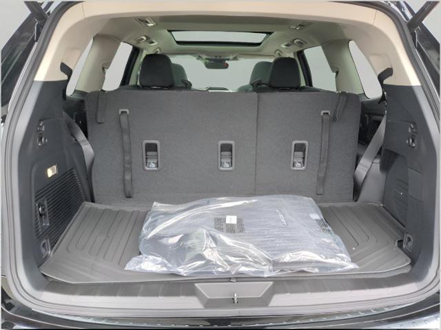2025 Subaru Ascent Vehicle Photo in Green Bay, WI 54304