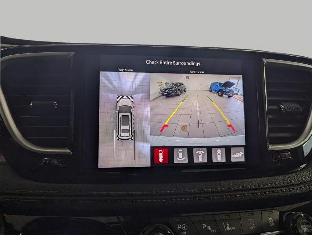 2025 Chrysler Pacifica Vehicle Photo in Oshkosh, WI 54901