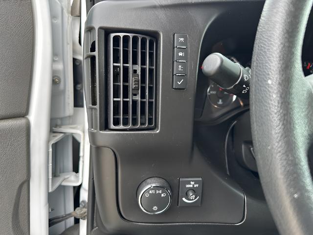 2023 Chevrolet Express Cargo 2500 Vehicle Photo in MANITOWOC, WI 54220-5838