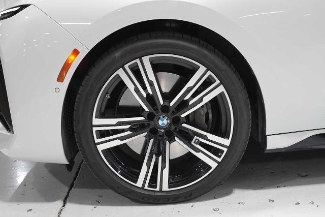 2023 BMW 760i xDrive Vehicle Photo in GRAPEVINE, TX 76051