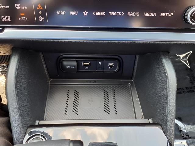2023 Kia Sportage Vehicle Photo in Oshkosh, WI 54904