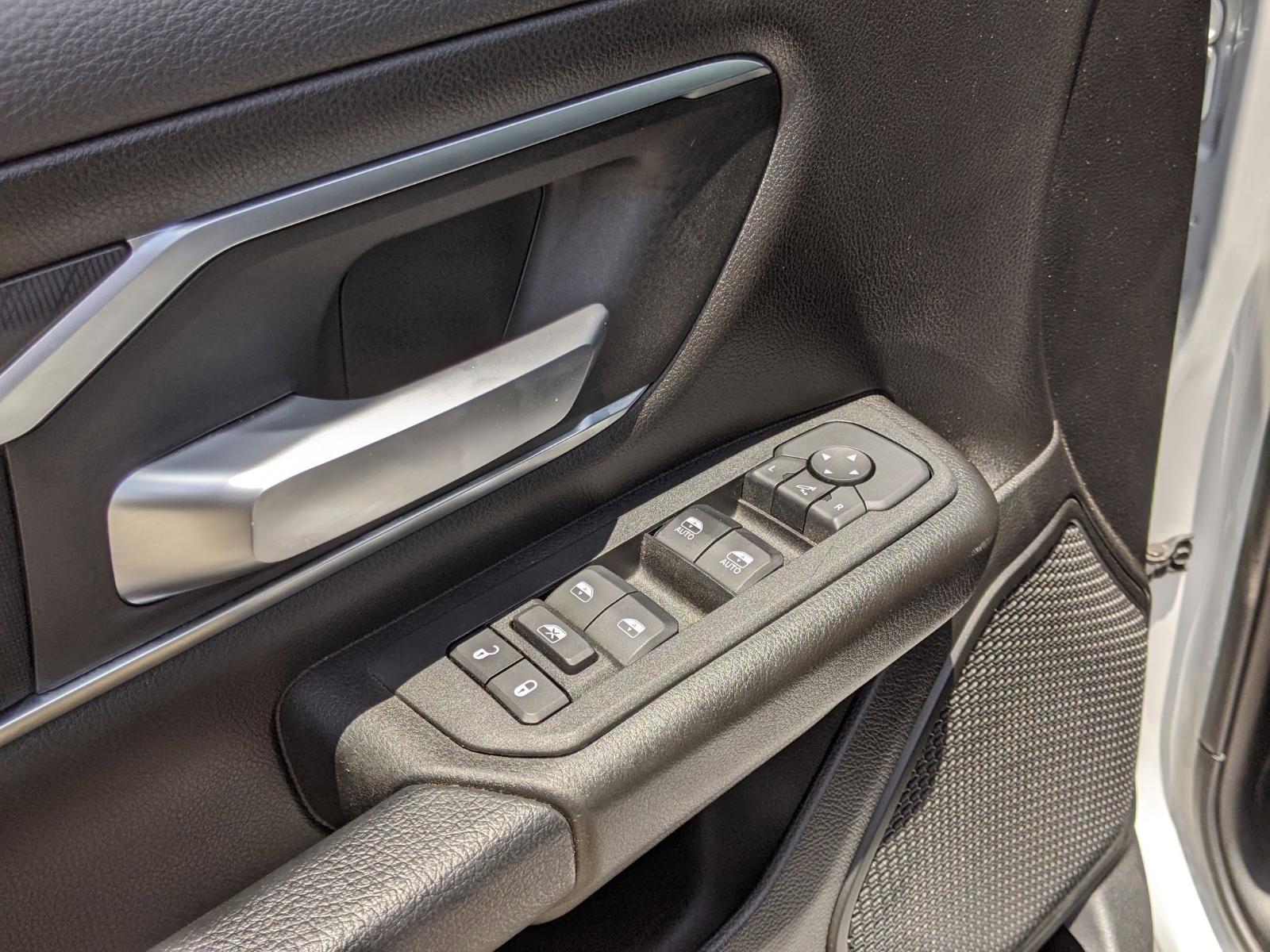 2025 Ram 1500 Vehicle Photo in Seguin, TX 78155