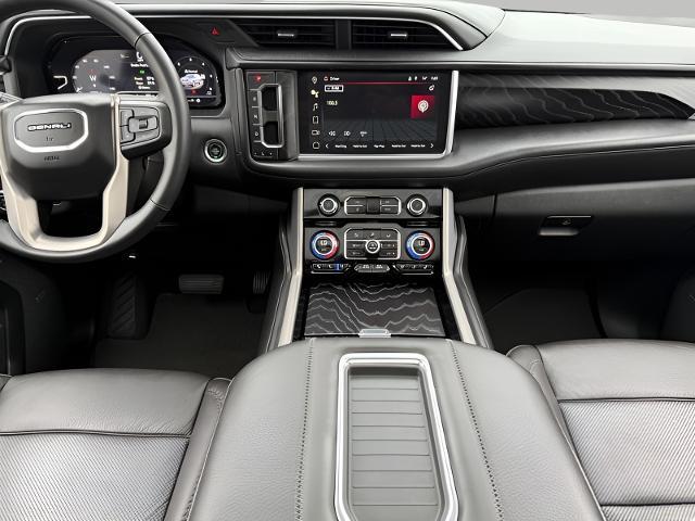 2023 GMC Yukon XL Vehicle Photo in MADISON, WI 53713-3220
