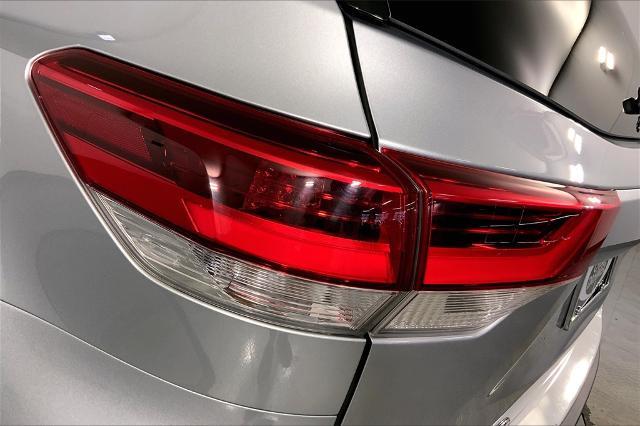 2017 Toyota Highlander Vehicle Photo in Lees Summit, MO 64086