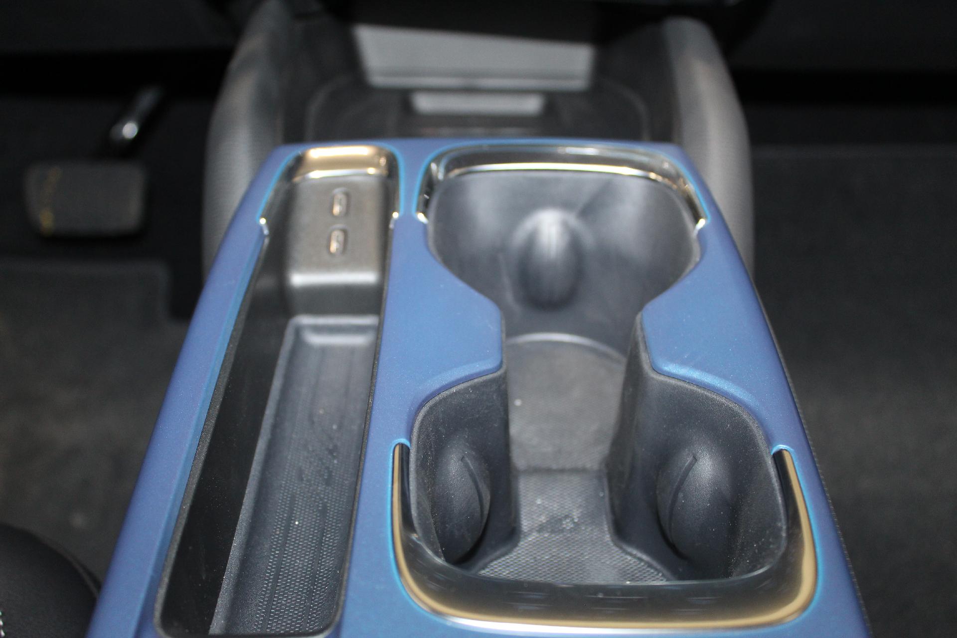 2025 Chevrolet Equinox EV Vehicle Photo in NORTHAMPTON, MA 01060-1120