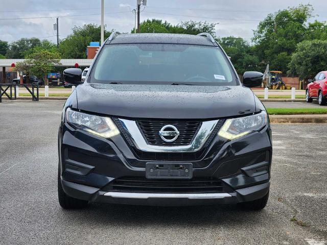 2017 Nissan Rogue Vehicle Photo in DENTON, TX 76210-9321