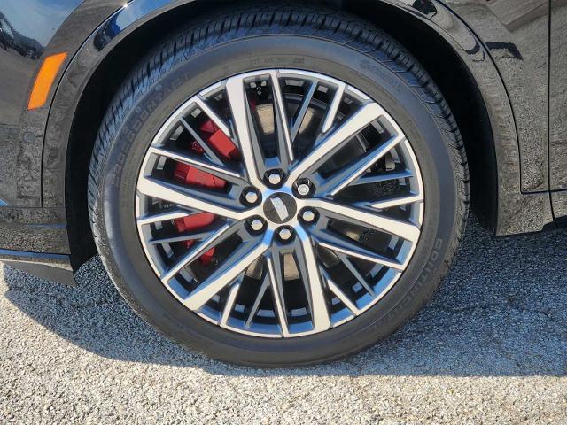 2024 Cadillac XT6 Vehicle Photo in DENTON, TX 76210-9321