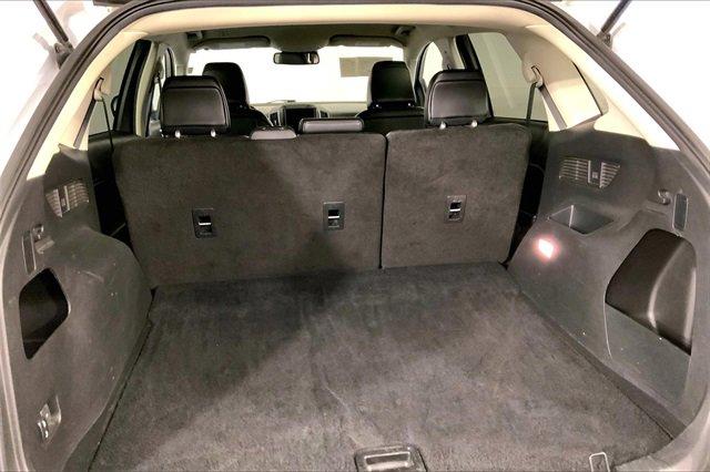 2024 Ford Edge Vehicle Photo in KANSAS CITY, MO 64114-4502