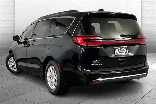 2022 Chrysler Pacifica Vehicle Photo in KANSAS CITY, MO 64114-4502