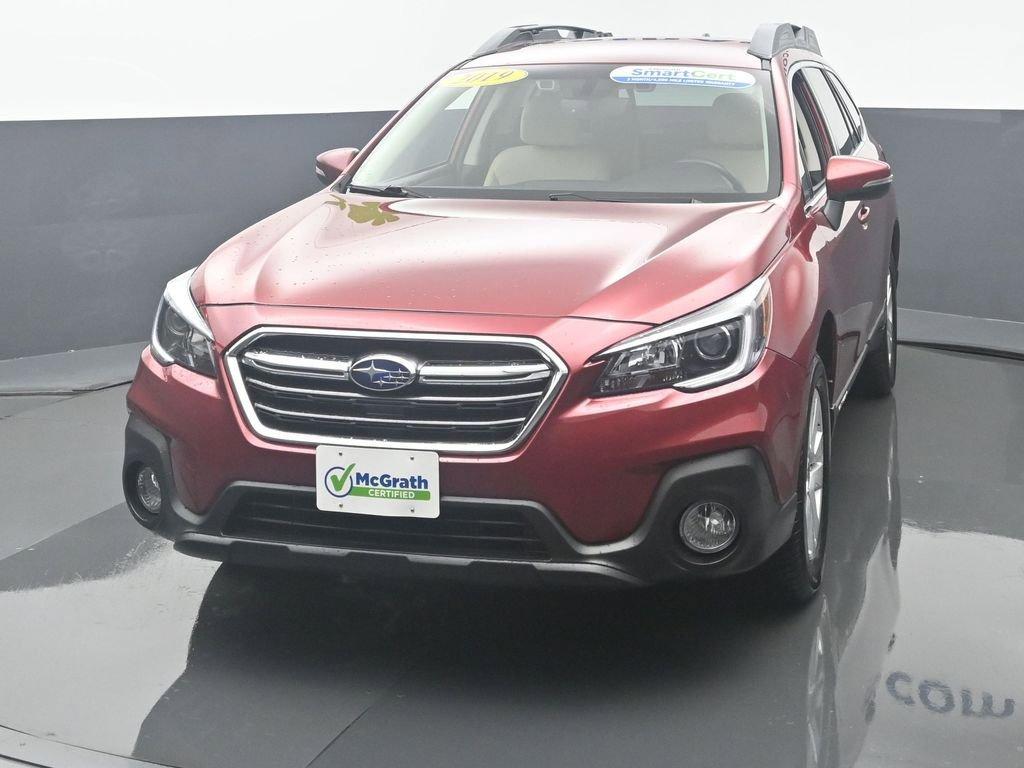 2019 Subaru Outback Vehicle Photo in Marion, IA 52302