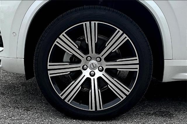 2025 Volvo XC90 Vehicle Photo in Houston, TX 77007