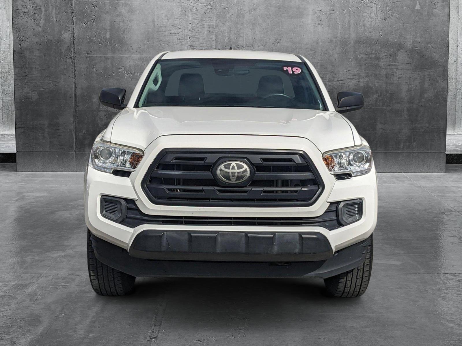 2019 Toyota Tacoma 2WD Vehicle Photo in MIAMI, FL 33172-3015