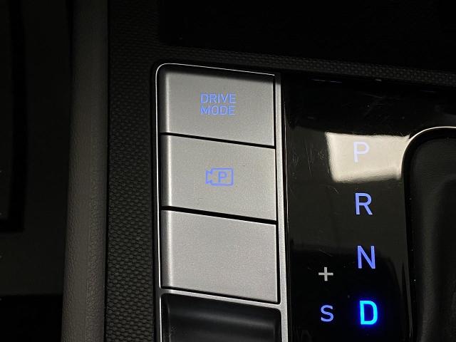 2024 Hyundai ELANTRA Vehicle Photo in Appleton, WI 54913