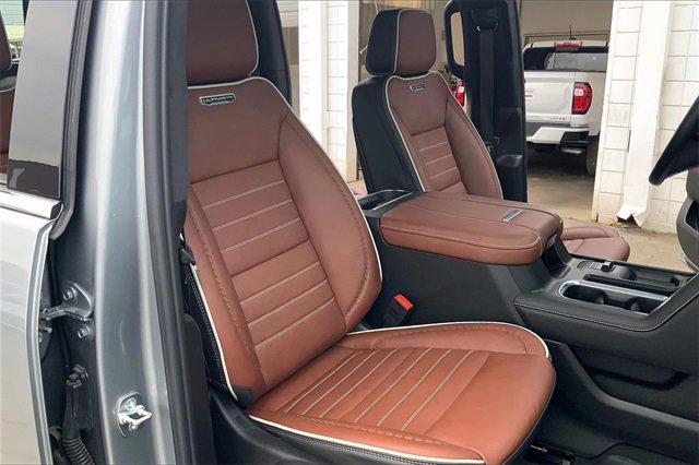 2025 GMC Sierra 2500 HD Vehicle Photo in INDEPENDENCE, MO 64055-1377