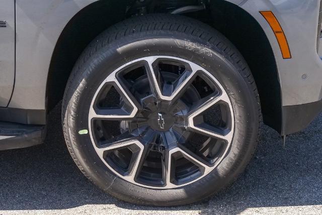 2025 Chevrolet Tahoe Vehicle Photo in VENTURA, CA 93003-8585