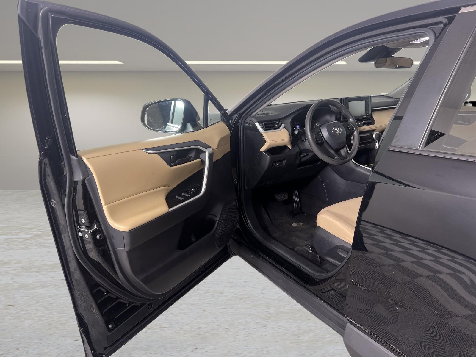 2022 Toyota RAV4 Vehicle Photo in GEORGETOWN, TX 78626-7508