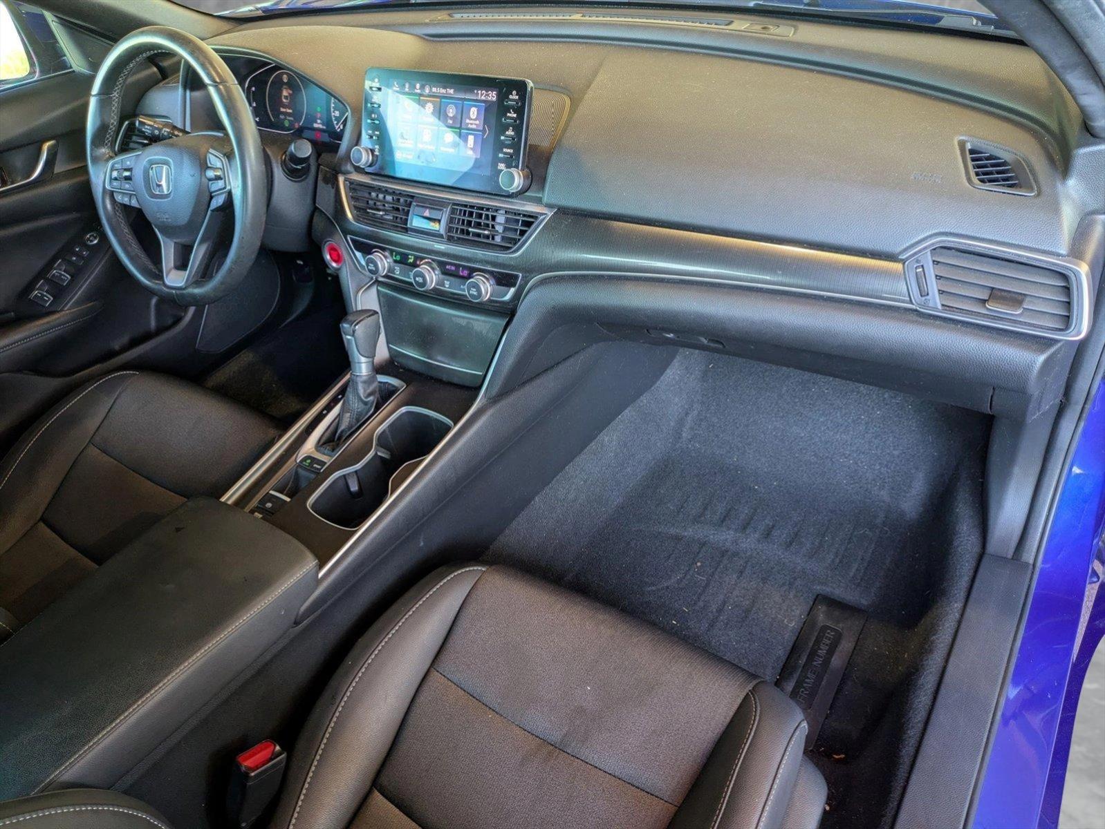 2020 Honda Accord Sedan Vehicle Photo in Valencia, CA 91355-1794