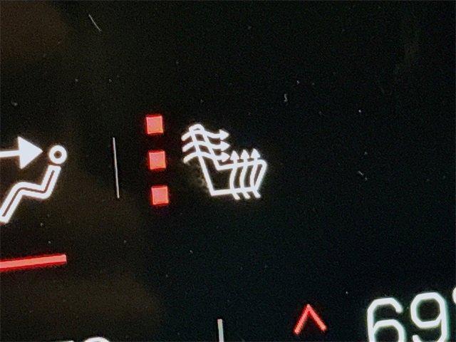 2025 GMC Acadia Vehicle Photo in PUYALLUP, WA 98371-4149