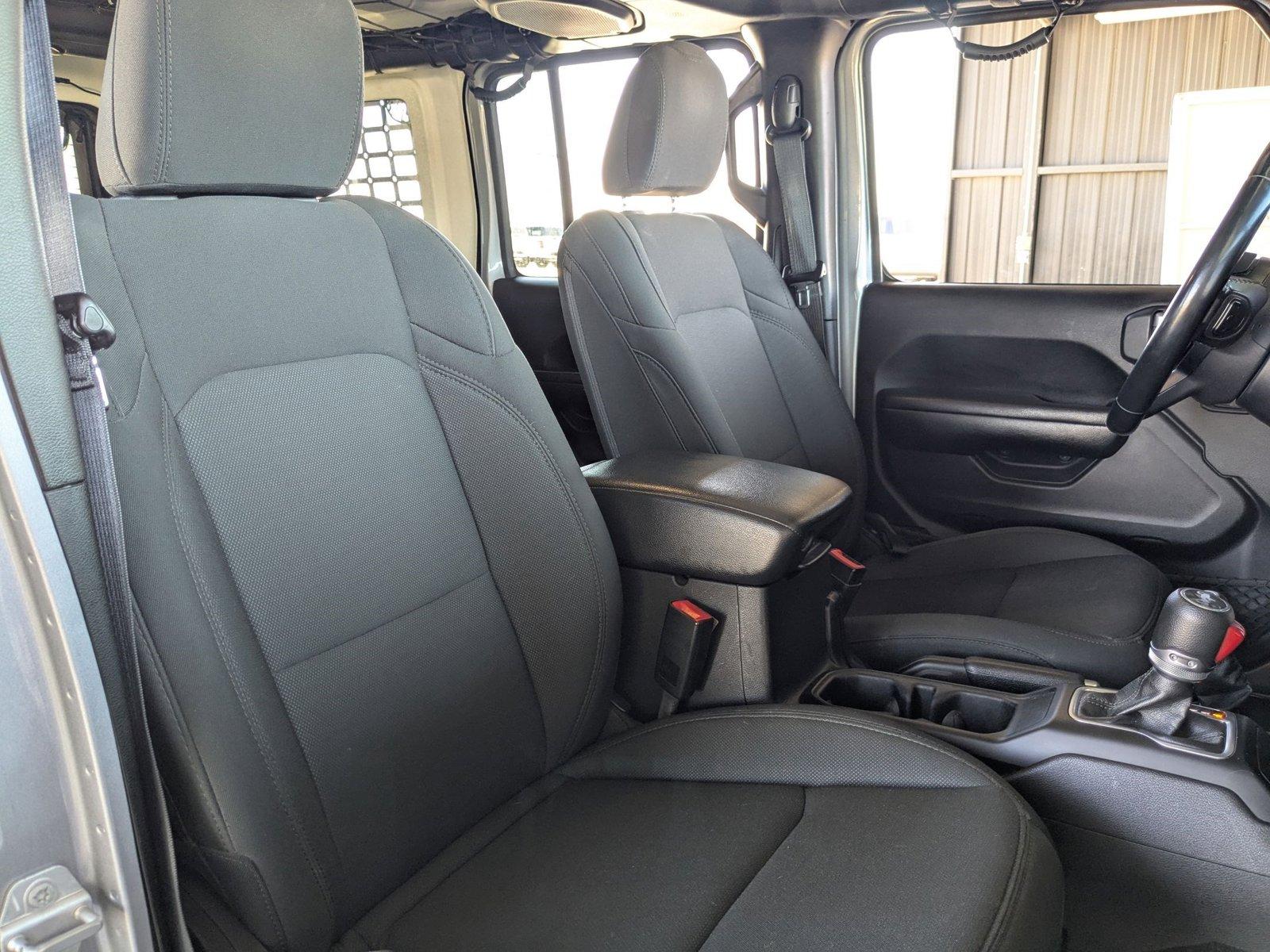 2020 Jeep Wrangler Unlimited Vehicle Photo in Valencia, CA 91355