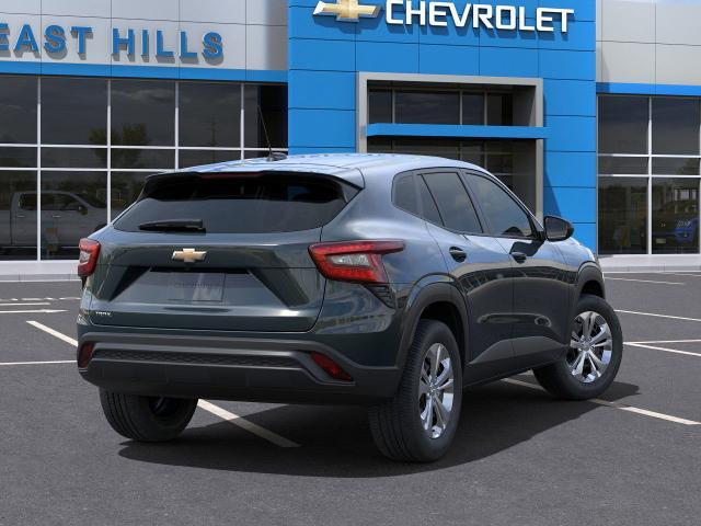 2025 Chevrolet Trax Vehicle Photo in Roslyn, NY 11576