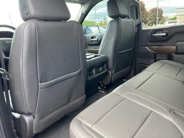 2021 Chevrolet Silverado 1500 Vehicle Photo in GREEN BAY, WI 54304-5303