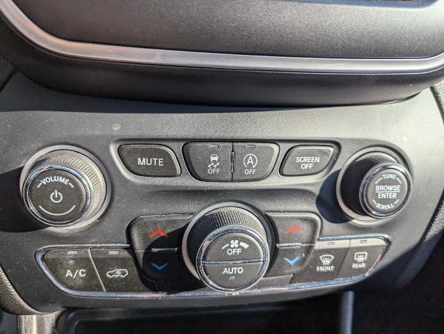 2022 Jeep Cherokee Vehicle Photo in Oshkosh, WI 54901