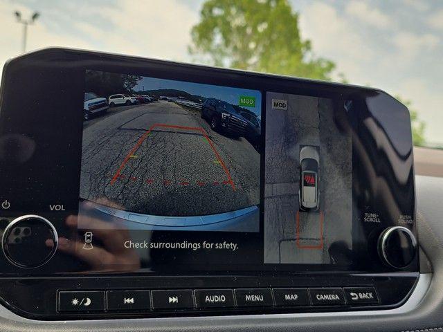 2021 Nissan Rogue Vehicle Photo in Pleasant Hills, PA 15236