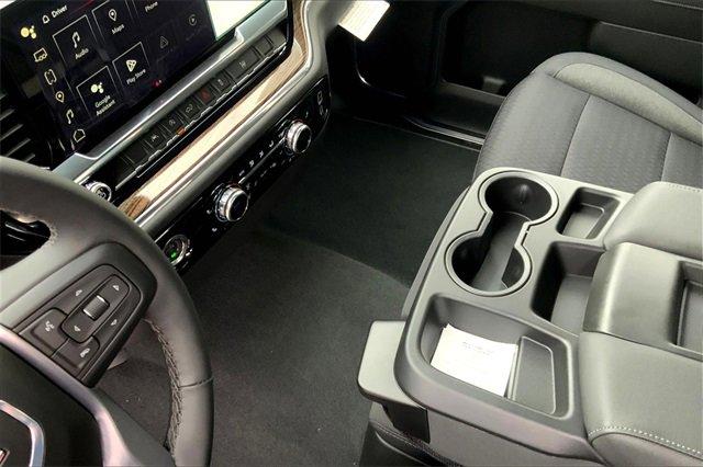 2024 GMC Sierra 1500 Vehicle Photo in TOPEKA, KS 66609-0000