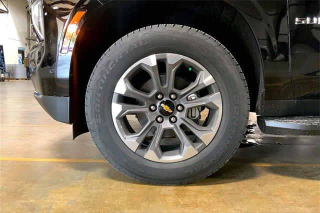 2025 Chevrolet Suburban Vehicle Photo in KANSAS CITY, MO 64114-4502