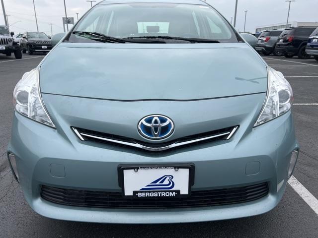 2014 Toyota Prius v Vehicle Photo in GREEN BAY, WI 54304-5303