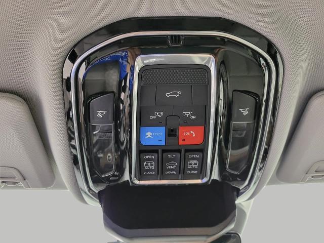 2021 Jeep Grand Cherokee L Vehicle Photo in Oshkosh, WI 54901
