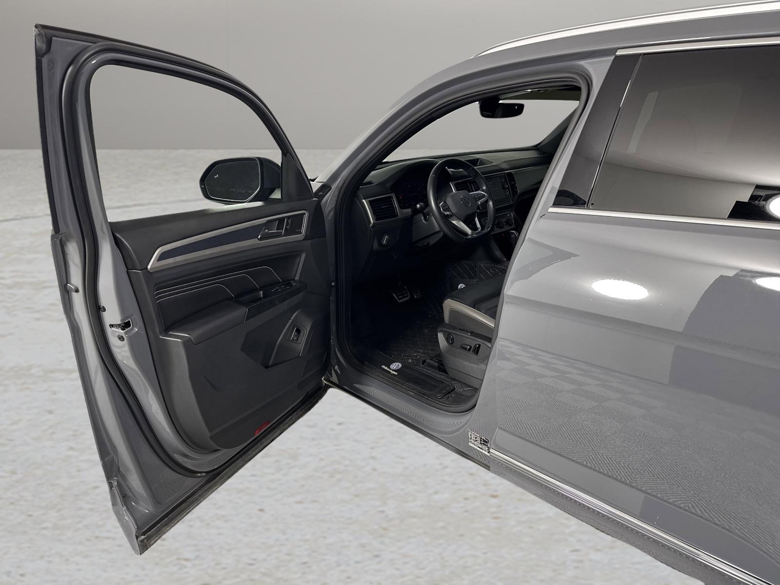 2020 Volkswagen Atlas Cross Sport Vehicle Photo in Georgetown, TX 78626