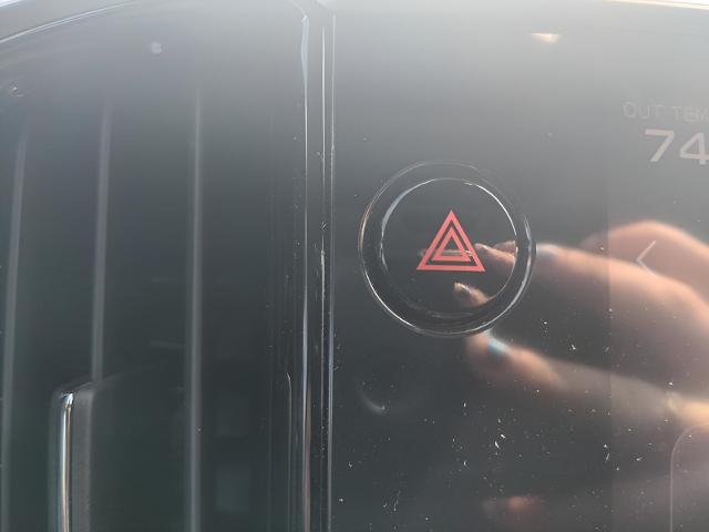 2024 Subaru Ascent Vehicle Photo in Green Bay, WI 54304