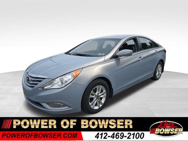 2013 Hyundai SONATA Vehicle Photo in Pleasant Hills, PA 15236