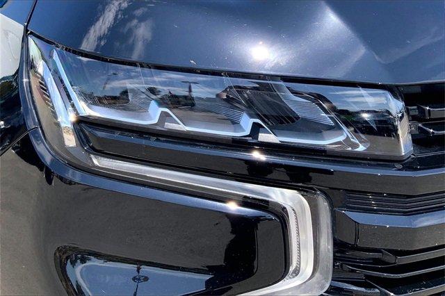 2023 Chevrolet Suburban Vehicle Photo in KANSAS CITY, MO 64114-4502