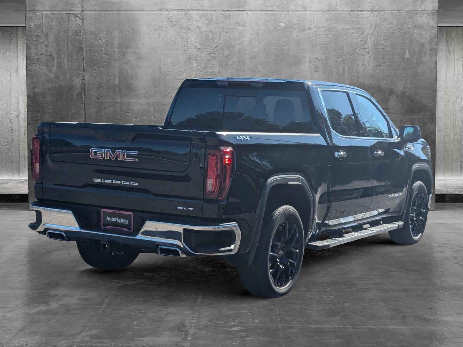 2024 GMC Sierra 1500 Vehicle Photo in LONE TREE, CO 80124-2750