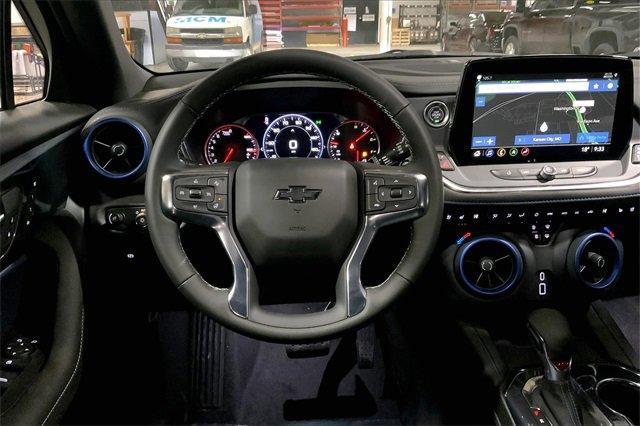 2025 Chevrolet Blazer Vehicle Photo in KANSAS CITY, MO 64114-4502