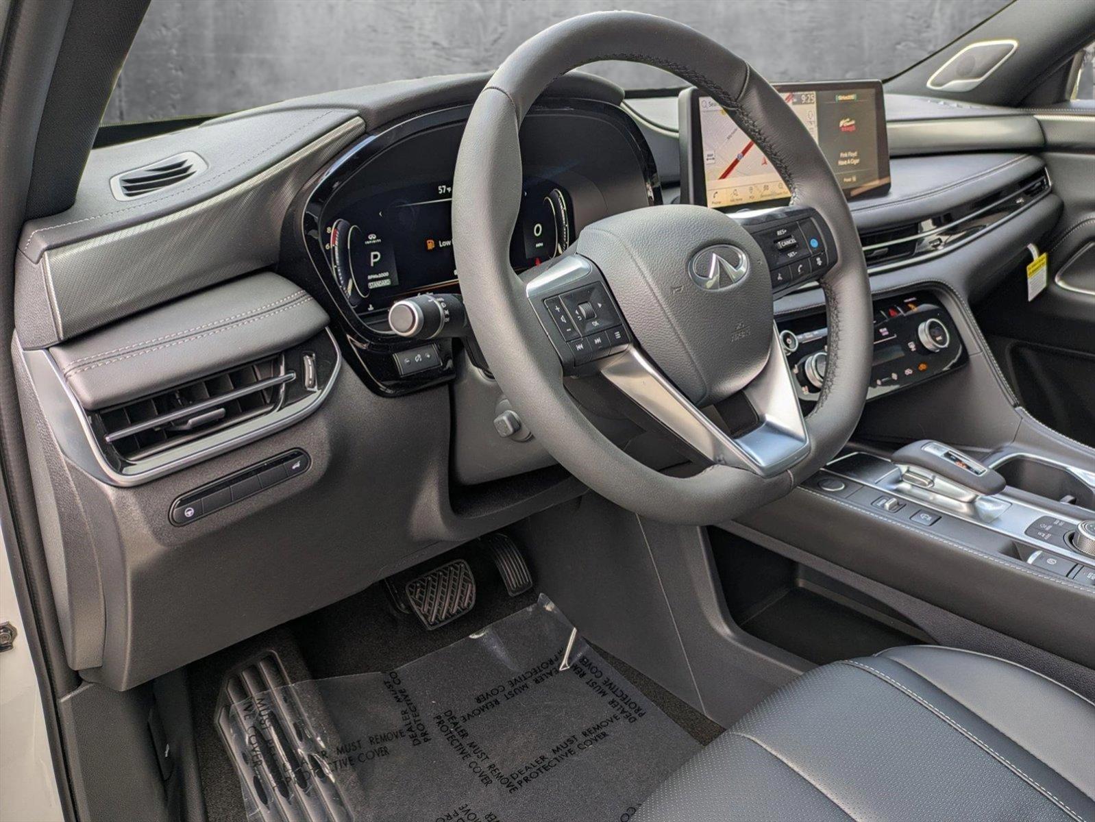 2025 INFINITI QX60 Vehicle Photo in Tustin, CA 92782